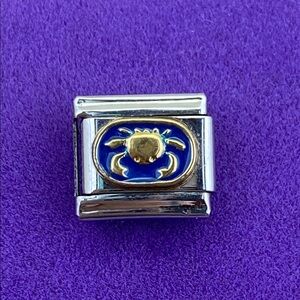 💛 Y2K Gold and Blue Crab Charm Bracelet Link